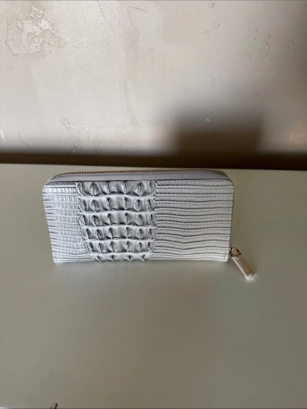 Croc-Embossed White Zip Wallet with Gold Bar Detail